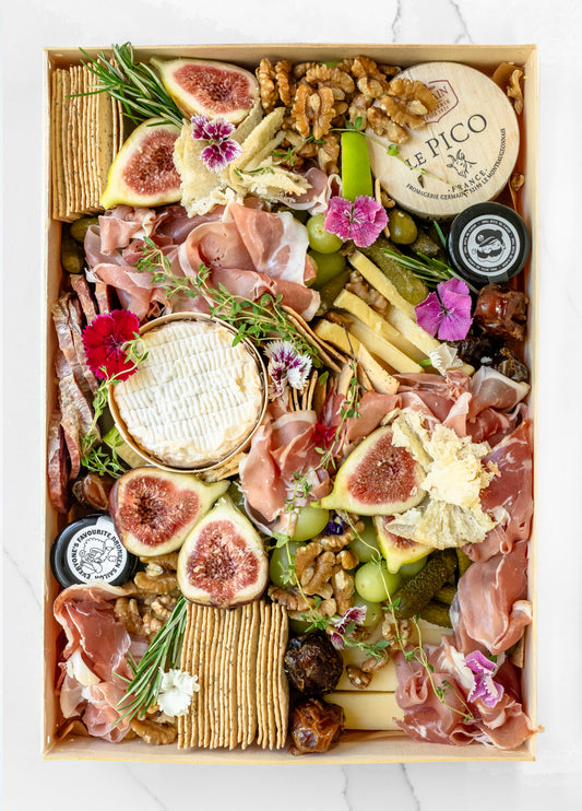 French Cheese & Charcuterie Box 8pp
